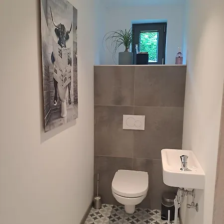 Au Pied De La Redoute بيت للعطل