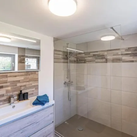 بيت للعطل Au Pied De La Redoute